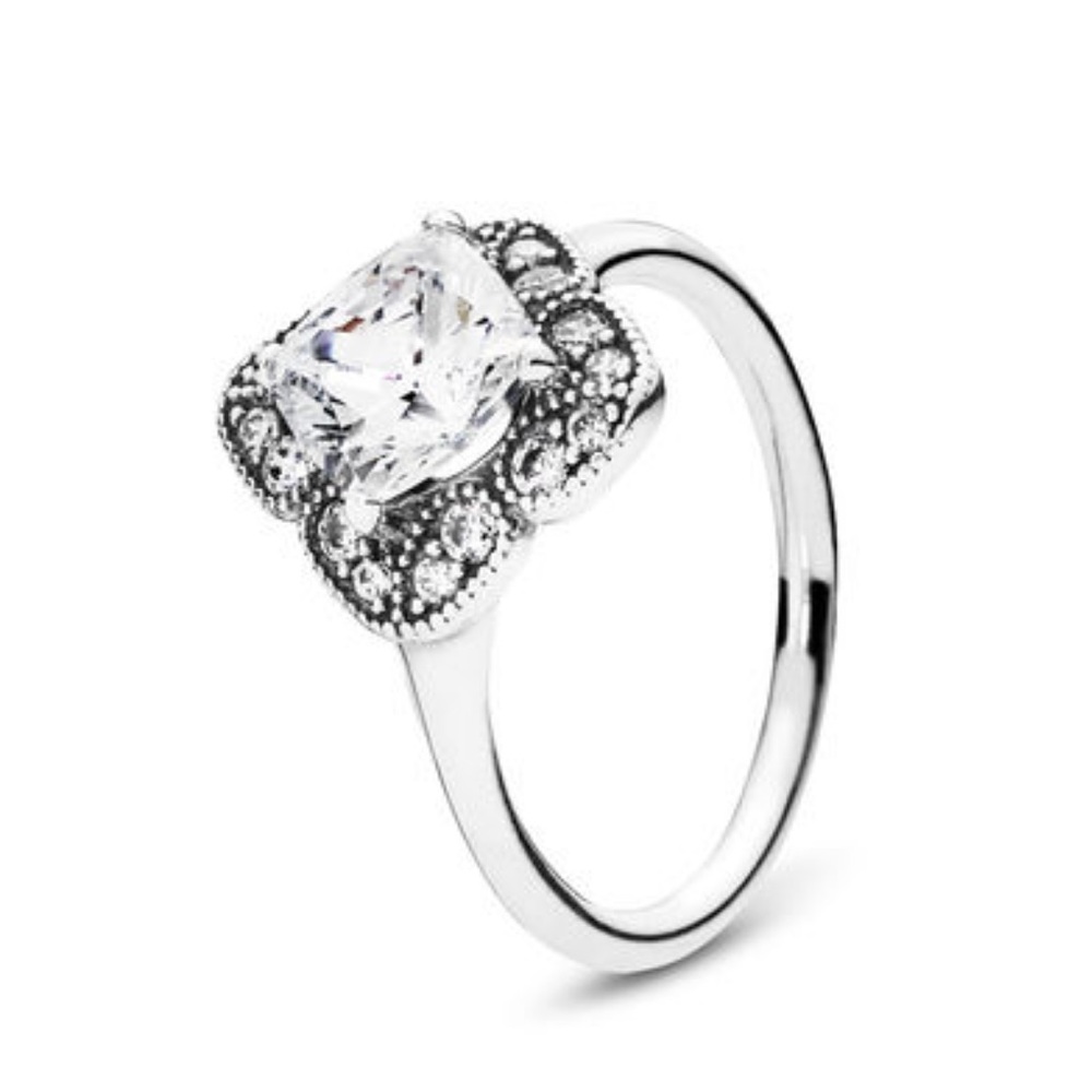 Pandora Ring